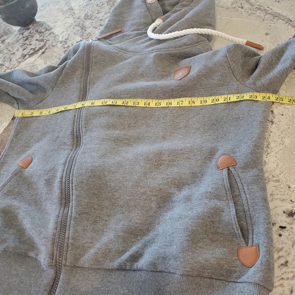 Wanakome  Athena  Heather Grey Full-Zip Hoodie - Picture 8 of 15